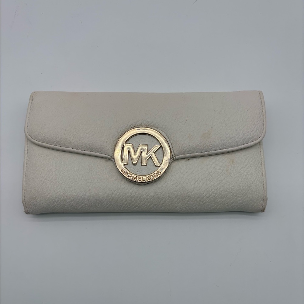 Michael Kors White Wallet